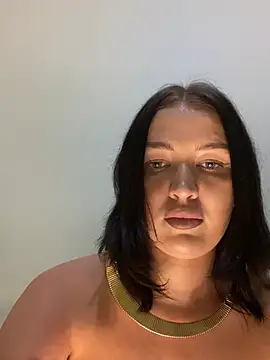 Snapshot of SelenaFoxy chatting on January 2025 05:02:01 PM SelenaFoxy online show from January 2025 05:02:01 PM