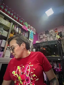 Snapshot of TamySweetness chatting on April 2026 03:50:02 PM TamySweetness online show from April 2026 03:50:02 PM