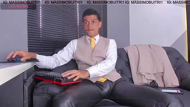 Snapshot of massimo_g chatting on April 2026 02:21:01 PM massimo g online show from April 2026 02:21:01 PM