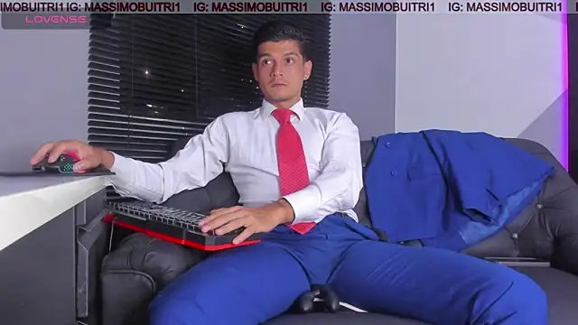 Snapshot of massimo_g chatting on May 2026 11:44:02 PM massimo g online show from May 2026 11:44:02 PM