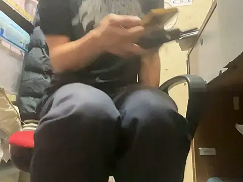 Snapshot of wSilEliaXm chatting on February 2025 07:40:01 AM wSilEliaXm online show from February 2025 07:40:01 AM