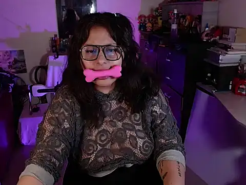 Snapshot of _lilith_heavy chatting on November 2025 07:56:01 PM lilith heavy online show from November 2025 07:56:01 PM