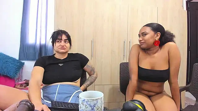 andreita trujillos online show from October 2025 02:25:01 PM