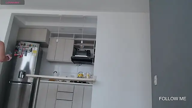 cristal sexybody online show from April 2026 03:46:01 PM