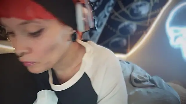 FRRANNKIE online show from September 2025 11:02:02 AM