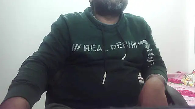 rentarob online show from February 2025 06:38:01 PM