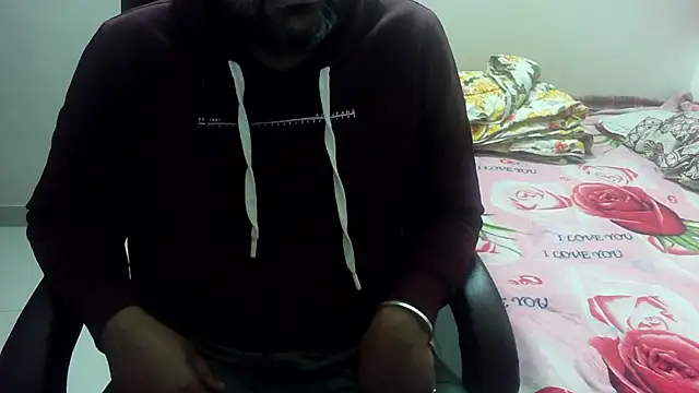 rentarob online show from February 2025 05:01:01 PM