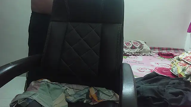 rentarob online show from March 2025 07:11:02 PM