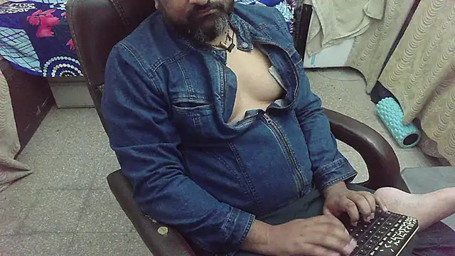 rentarob online show from November 2025 05:24:01 PM