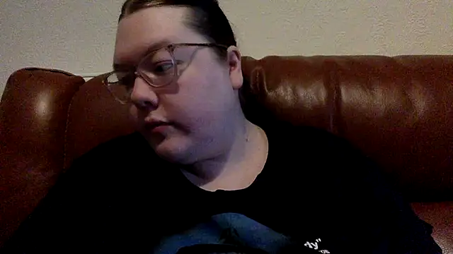 Sexycurvyemilyy online show from January 2026 12:42:01 PM