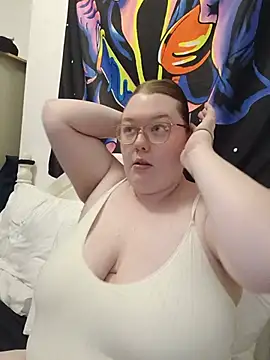 Snapshot of Sexycurvyemilyy chatting on July 2026 09:52:02 PM Sexycurvyemilyy online show from July 2026 09:52:02 PM
