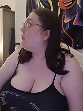Snapshot of Sexycurvyemilyy chatting on July 2026 09:39:02 PM Sexycurvyemilyy online show from July 2026 09:39:02 PM