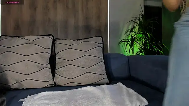 SophiePalmer online show from January 2025 12:59:01 PM