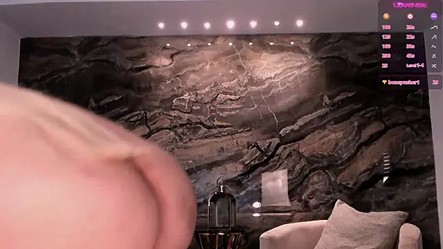 SophiePalmer online show from February 2025 08:20:02 PM