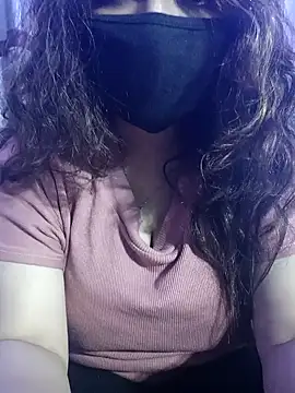 Sexybomb33 online show from January 2025 01:20:01 PM