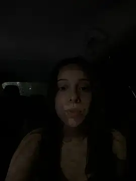 Natur4lBeautyb33 online show from March 2025 03:00:02 AM