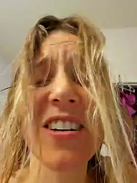 SkyelarSommer online show from January 2025 02:38:02 AM