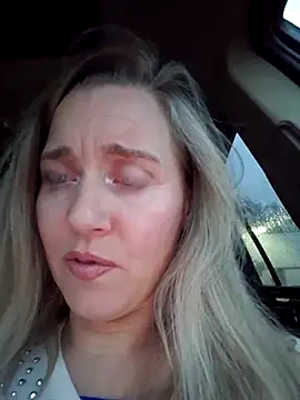 SkyelarSommer online show from February 2025 11:04:02 PM