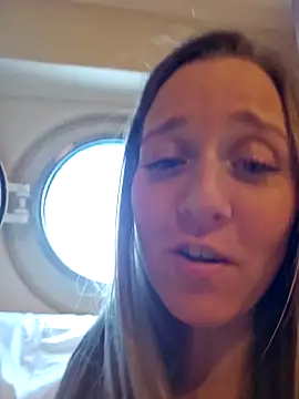 SkyelarSommer online show from February 2026 05:45:02 PM