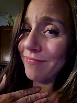 SkyelarSommer online show from March 2026 05:11:02 AM