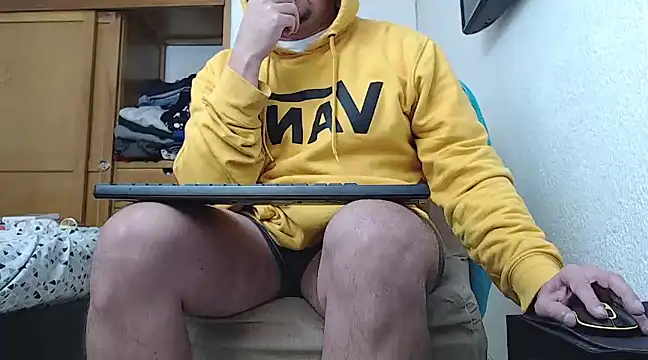 Snapshot of tattoodark_25 chatting on March 2025 09:10:02 PM tattoodark 25 online show from March 2025 09:10:02 PM