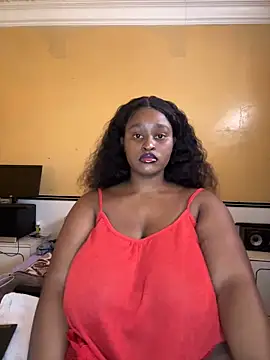 Snapshot of KnockoutBestie chatting on September 2025 12:51:02 PM KnockoutBestie online show from September 2025 12:51:02 PM