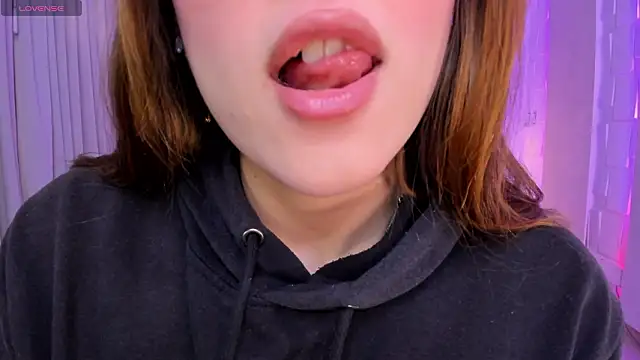 nathalie rivers online show from March 2026 11:27:02 AM