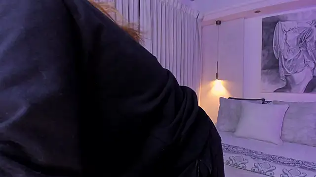 nathalie rivers online show from April 2026 11:21:01 AM