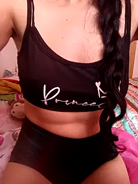 LissaThompsom online show from January 2025 04:13:02 PM