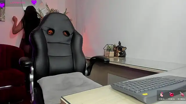 Snapshot of NebetColin chatting on February 2025 10:22:02 PM NebetColin online show from February 2025 10:22:02 PM