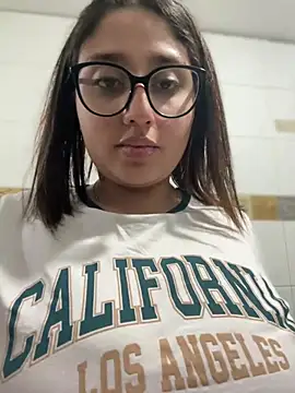 croftsmila online show from February 2025 12:19:02 AM