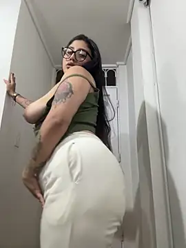 croftsmila online show from October 2025 11:57:01 PM