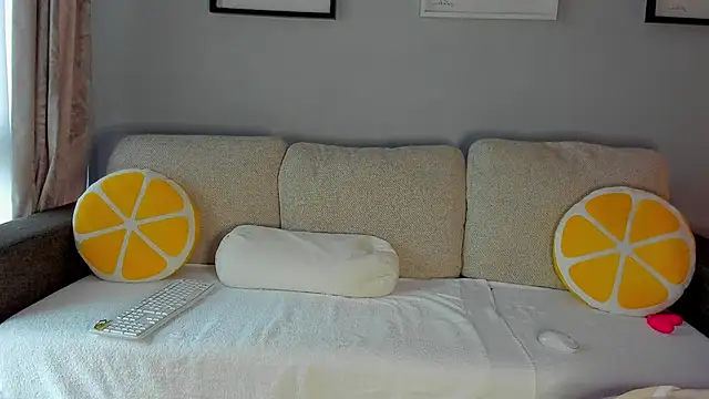 bellahot77 online show from October 2025 08:33:01 AM