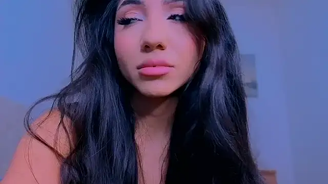 Your Girl69XXX online show from May 2026 11:00:01 PM