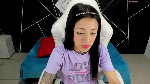 farichell online show from March 2025 08:21:02 PM