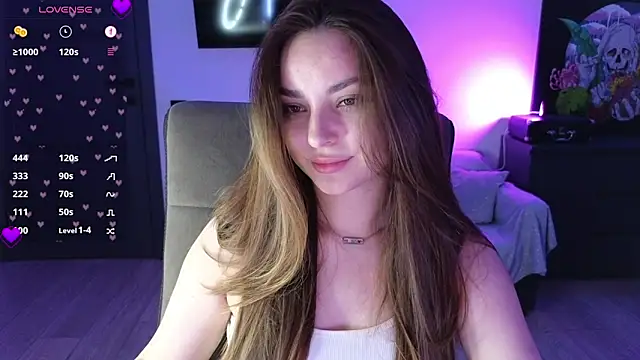 Snapshot of EdaFlower chatting on June 2026 09:57:01 PM EdaFlower online show from June 2026 09:57:01 PM