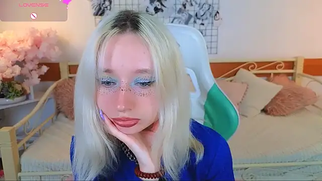 Katia Kim online show from April 2026 05:32:02 AM