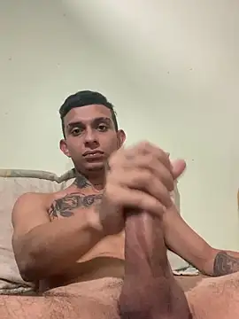 Snapshot of fran777775 chatting on March 2026 03:51:01 PM fran777775 online show from March 2026 03:51:01 PM