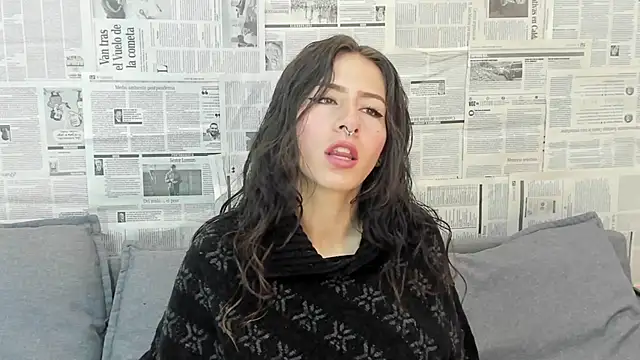 Mhelanny2 online show from December 2024 12:27:02 PM