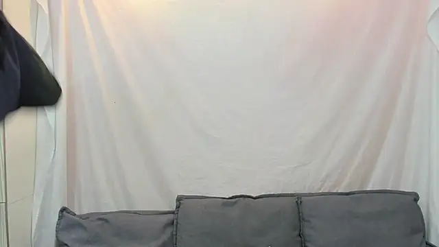 Mhelanny2 online show from September 2025 04:09:05 PM