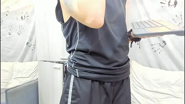 Mhelanny2 online show from October 2025 03:40:01 PM