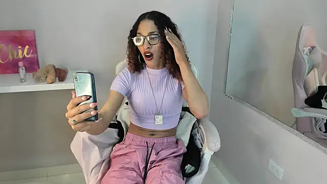 StefanyMiler online show from January 2025 03:18:01 AM