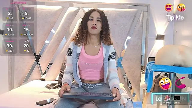 StefanyMiler online show from October 2025 07:58:02 PM