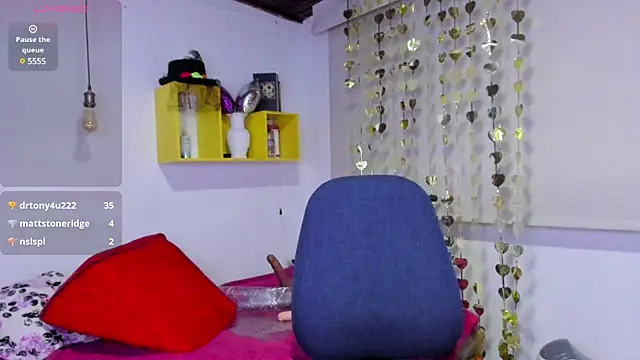 yasmin goldenst online show from January 2025 10:40:02 PM