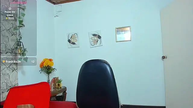 yasmin goldenst online show from February 2025 07:56:02 PM