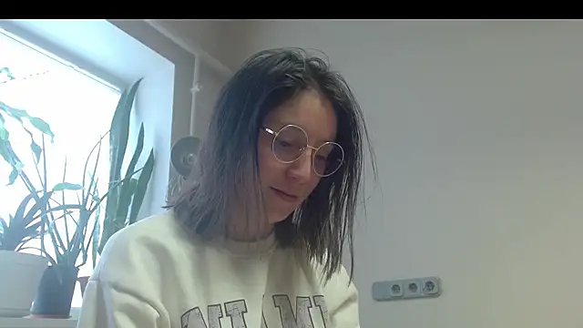 Sophi Cute online show from February 2025 01:41:01 PM