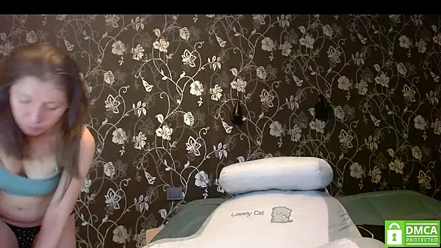 Sophi Cute online show from December 2025 01:53:01 PM