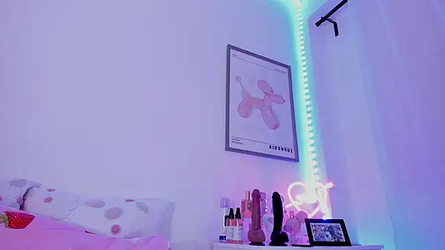  viioletweekend  online show from March 2025 10:15:02 PM