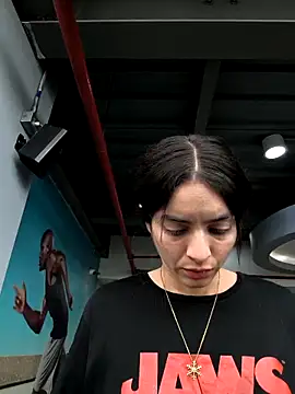 Sam Sara online show from March 2025 03:18:02 PM