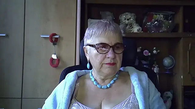 SweetCherry27 online show from September 2025 04:28:02 AM